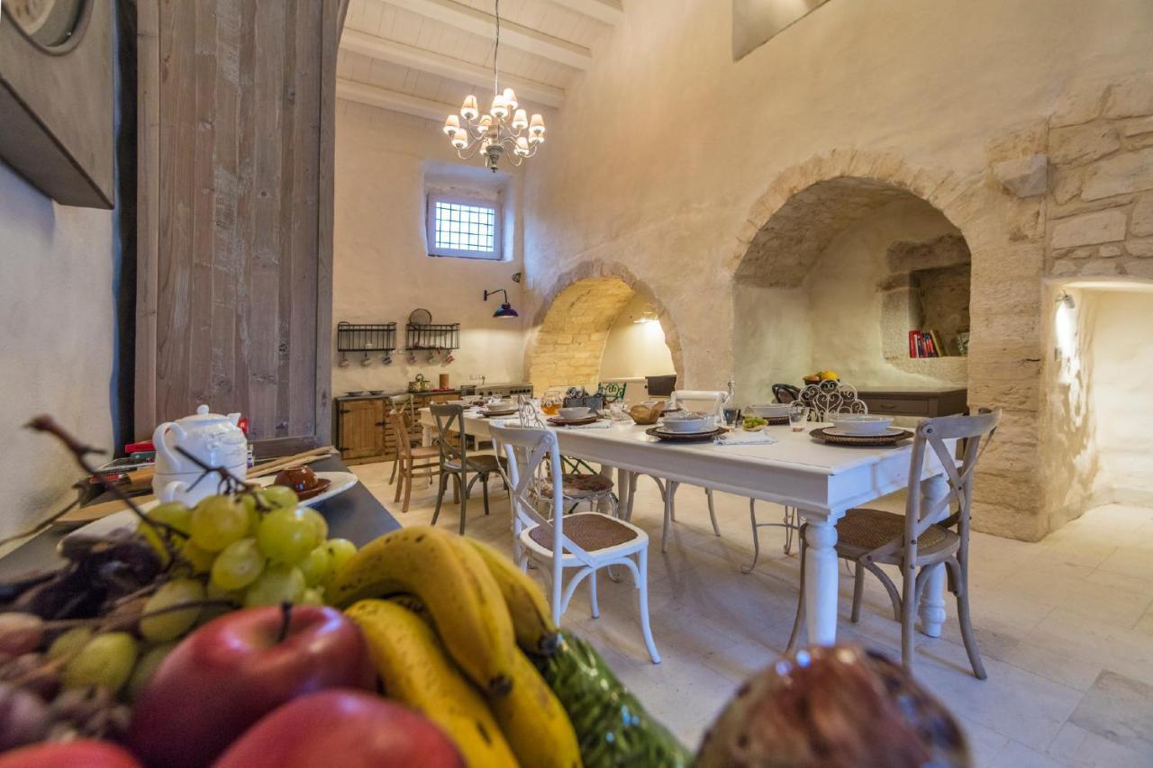 Terre Di Cavalusi Relais Guest House Donnafugata Exterior photo